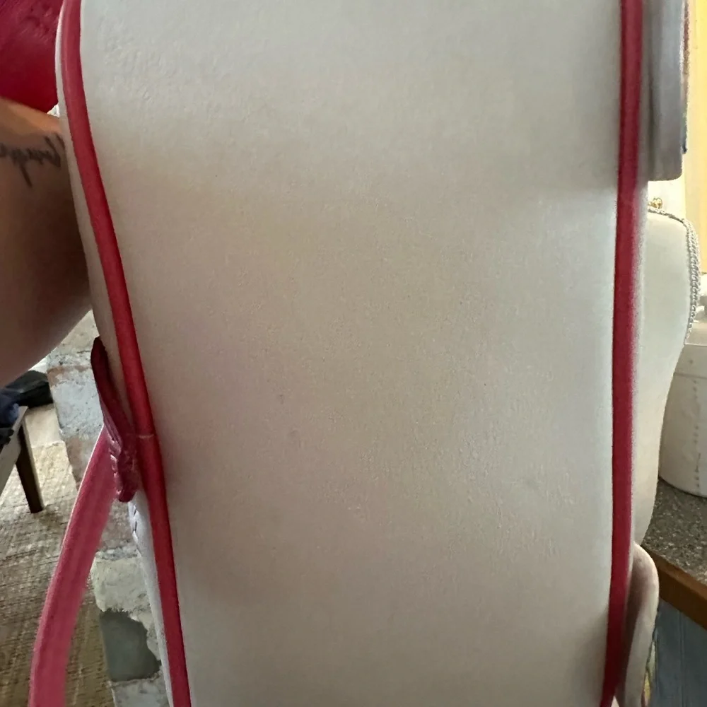 Loungefly Funko PoP! Despicable Me Fluffy Unicorn Kids Backpack - Picture 6 of 9